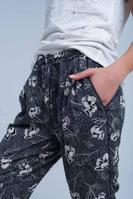 Black Pants With Floral Print - JEO STORE
