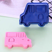 Load image into Gallery viewer, 10pcs 3D Biscuit Mould Cookie Cutters Moulds Cute Animal Shape - JEO STORE